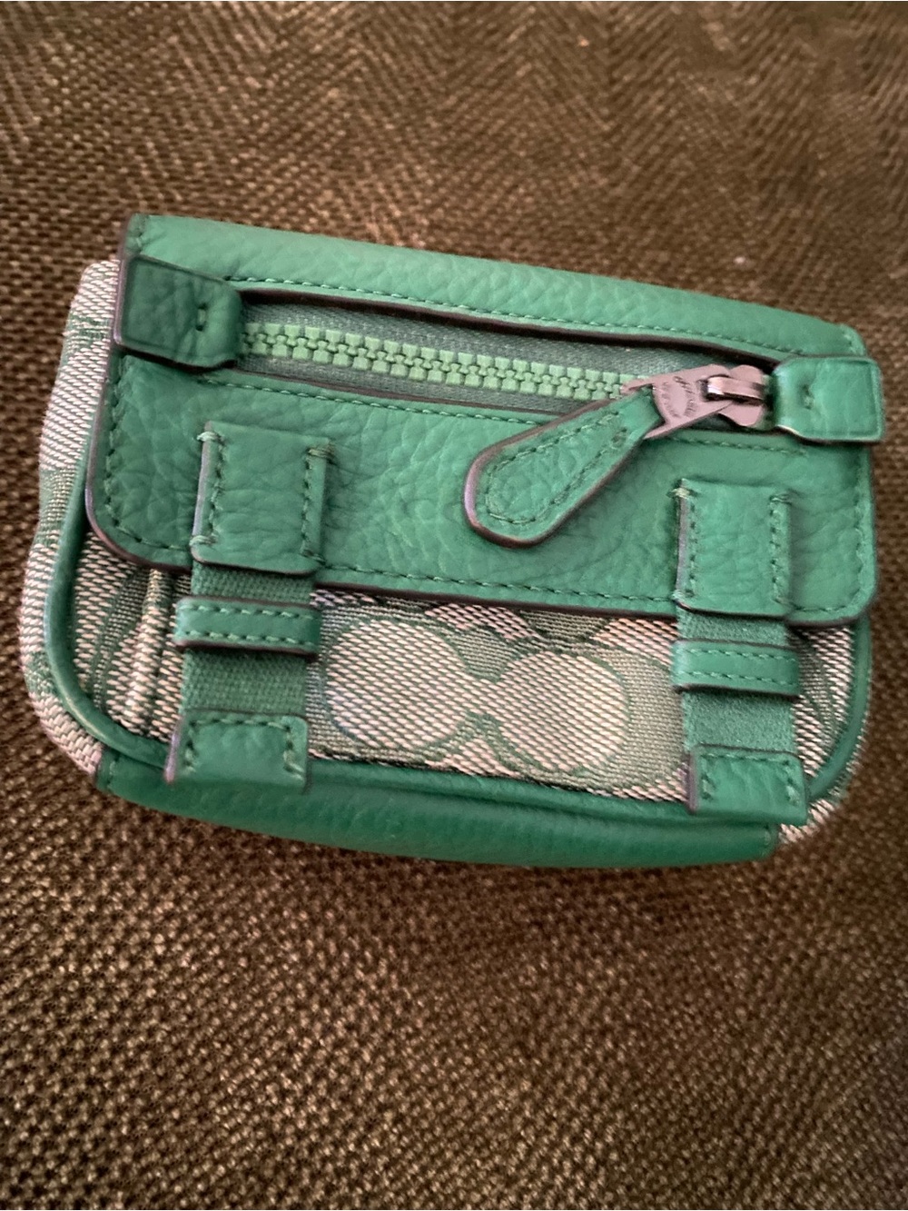 (New) Coach Green Signature Canvas keychain with Leather Trim